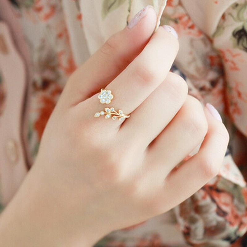 Ring Rose Gold Color Finger Korean Twisted Leaves Flower